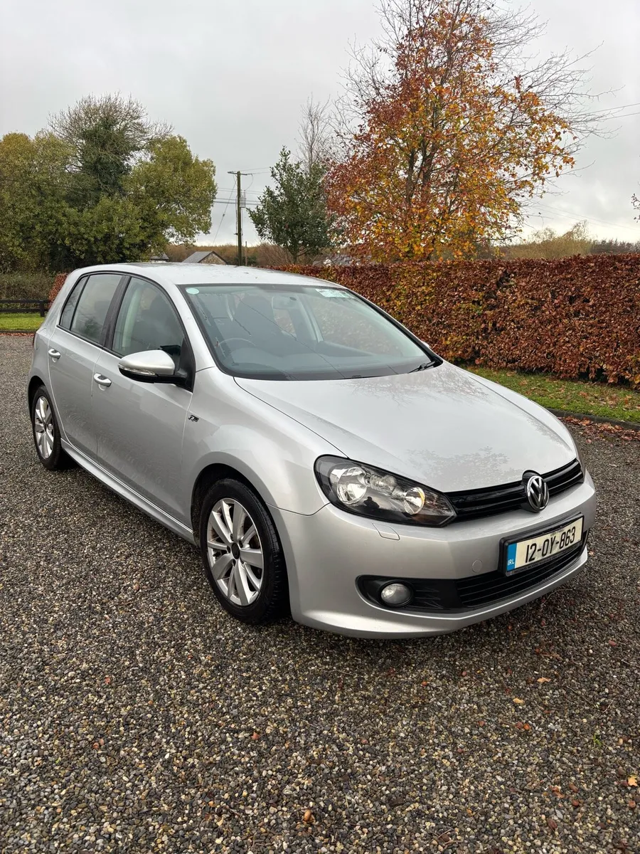 2012 Volkswagen Golf R-line - Image 2