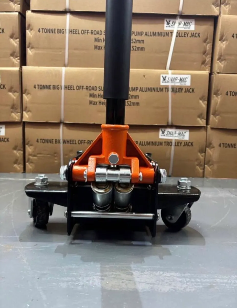 BRAND NEW 4ton LOW PROFILE TROLLEY JACK - Image 2