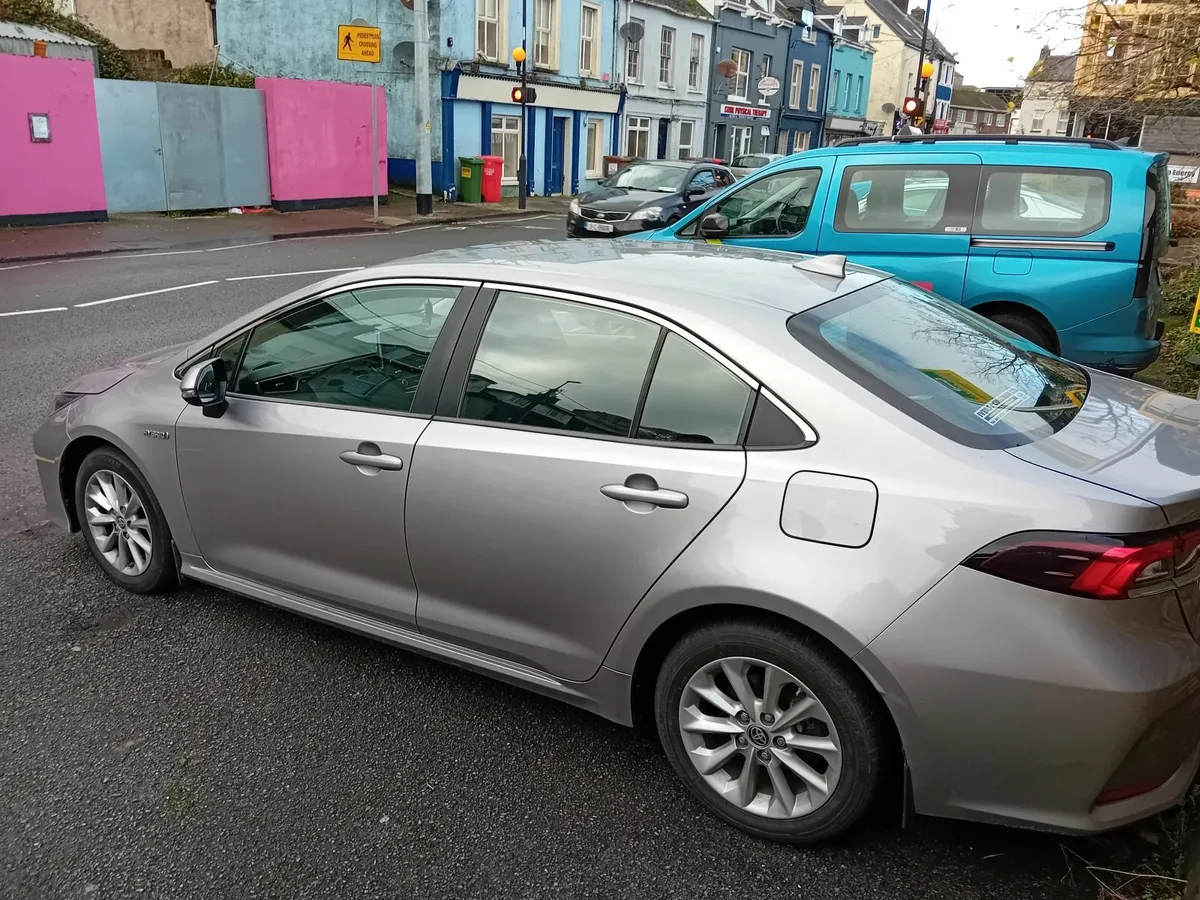 Toyota Corolla 2020 Petrol Hybrid Automatic - Image 1