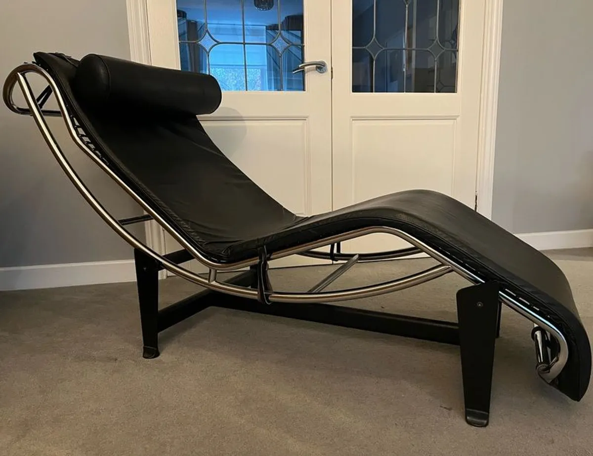 Modern Chaise Lounge - Image 2