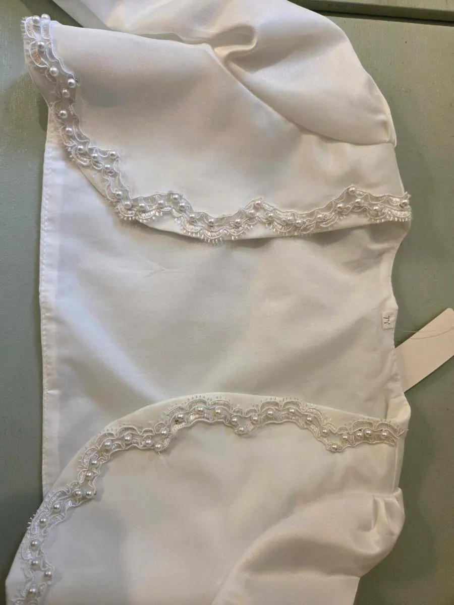 Communion dress and shoes - Image 4