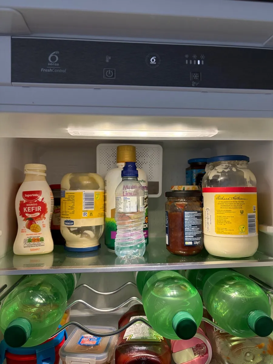 Whirlpool Fridge Freezer - Image 4