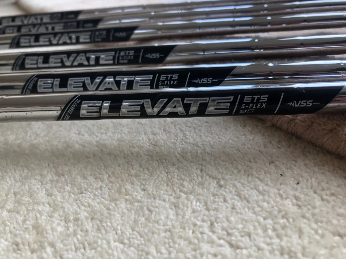 Callaway Apex 21 - Image 2