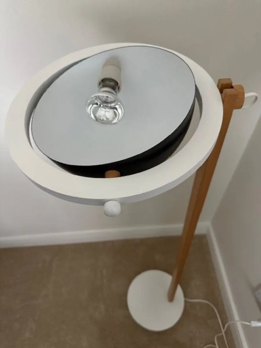 Saturn Floor Lamp - Image 2