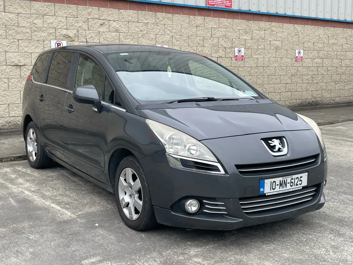 Peugeot 5008, Automatic , 7 Seater - Image 3