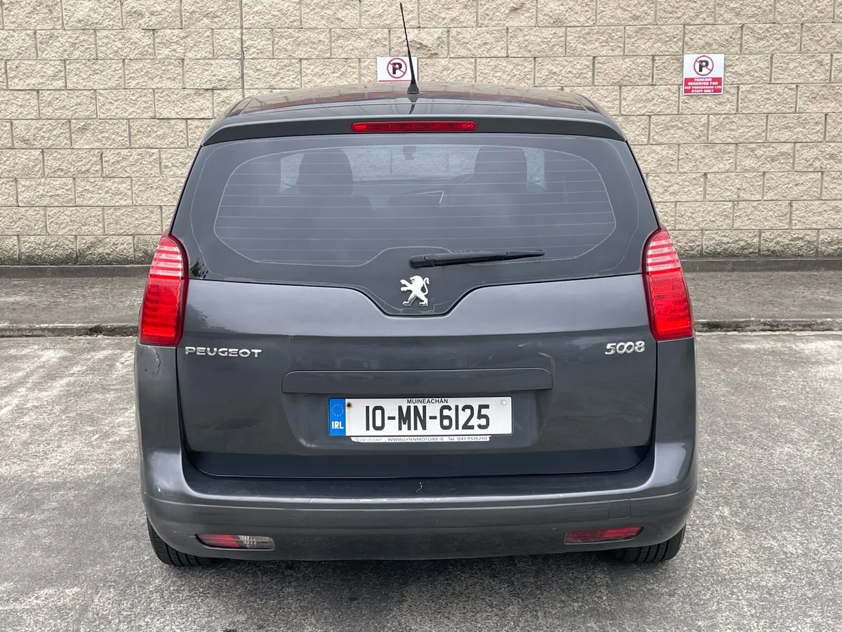 Peugeot 5008, Automatic , 7 Seater - Image 4