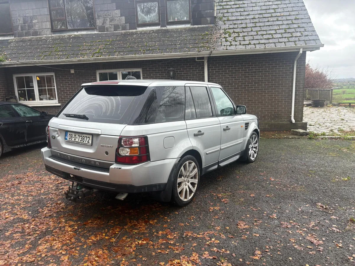 Range Rover - Image 4