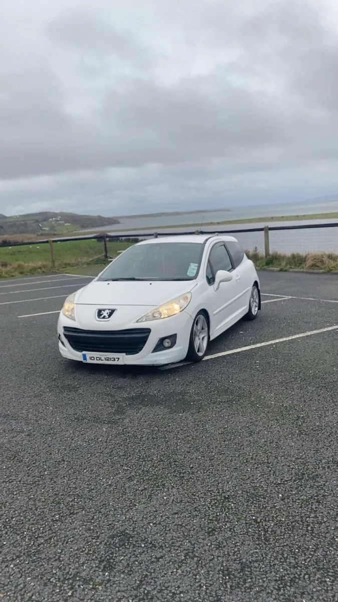 Peugeot 207 - Image 1