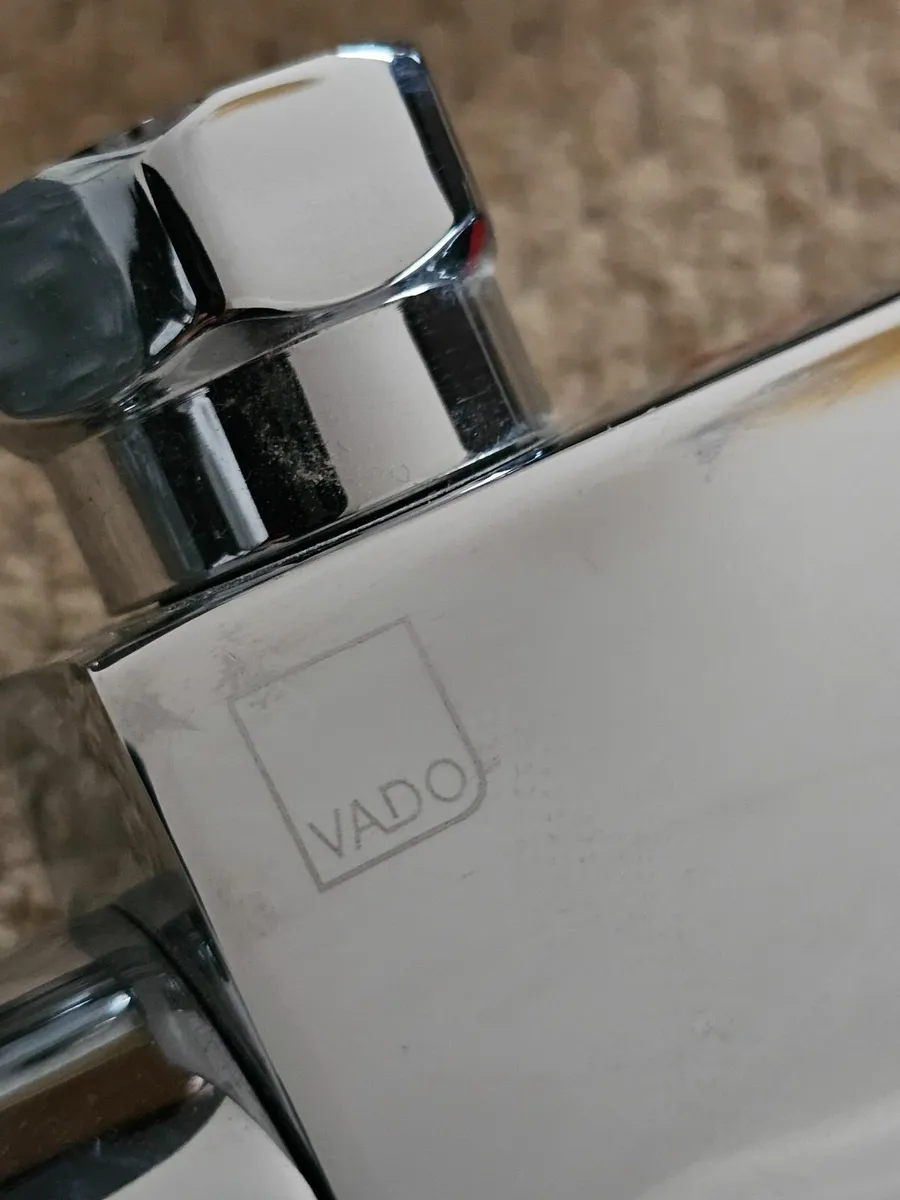 Thermostatic shower mixer valves - Image 2