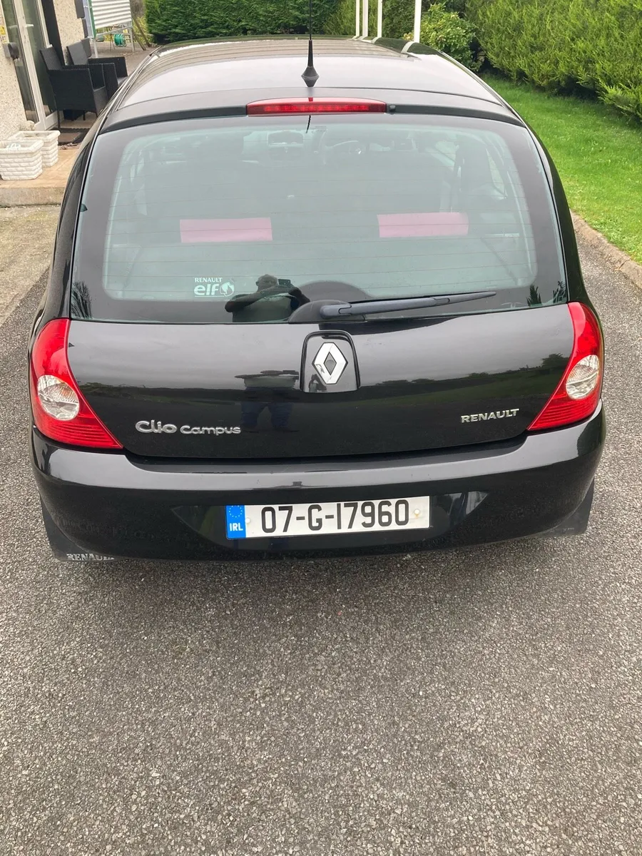 Renault Clio - Image 2