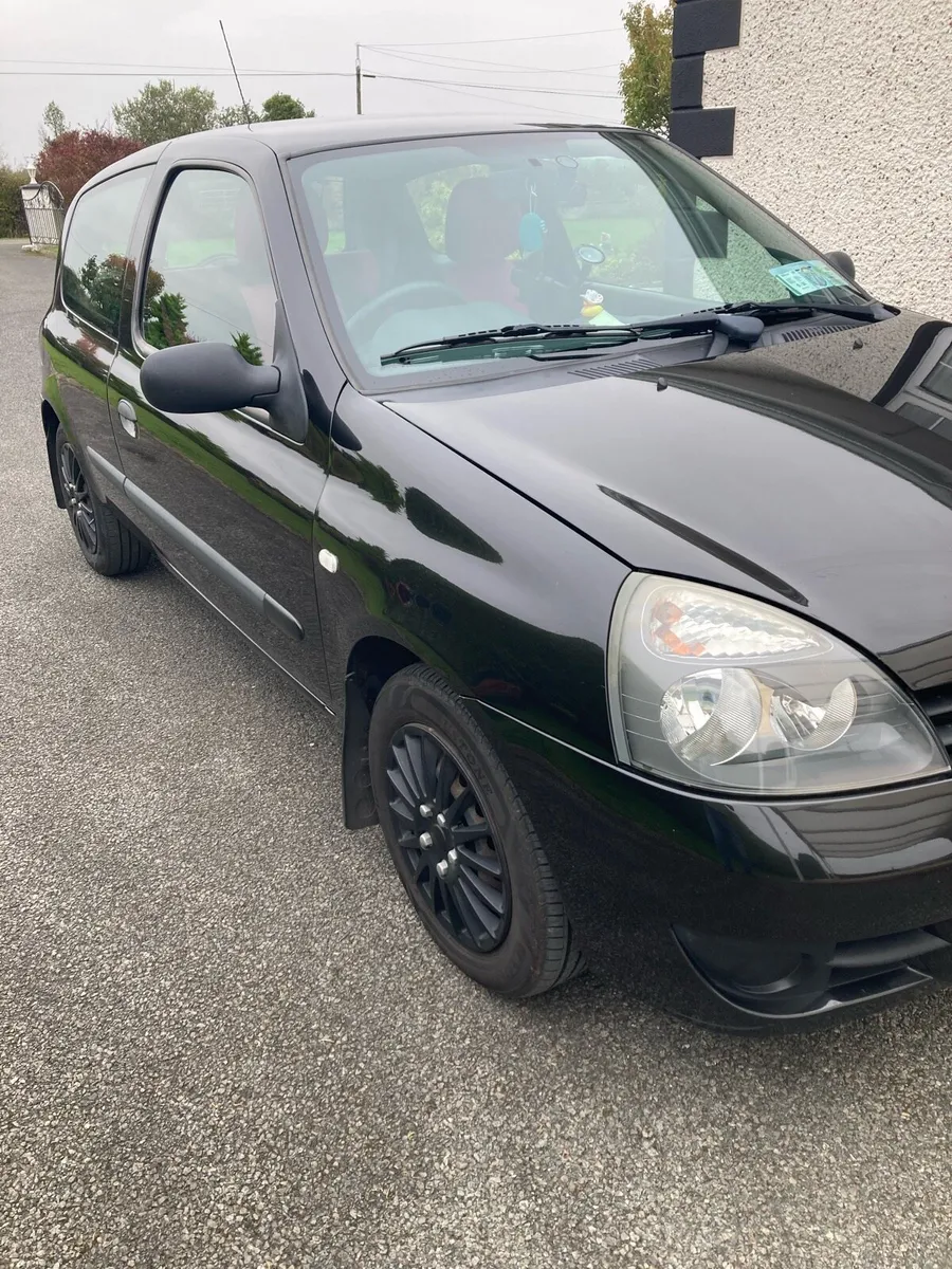 Renault Clio - Image 4