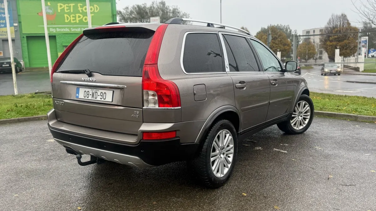 XC90 Executive 2.4 D AWD 7 Seat - Image 1