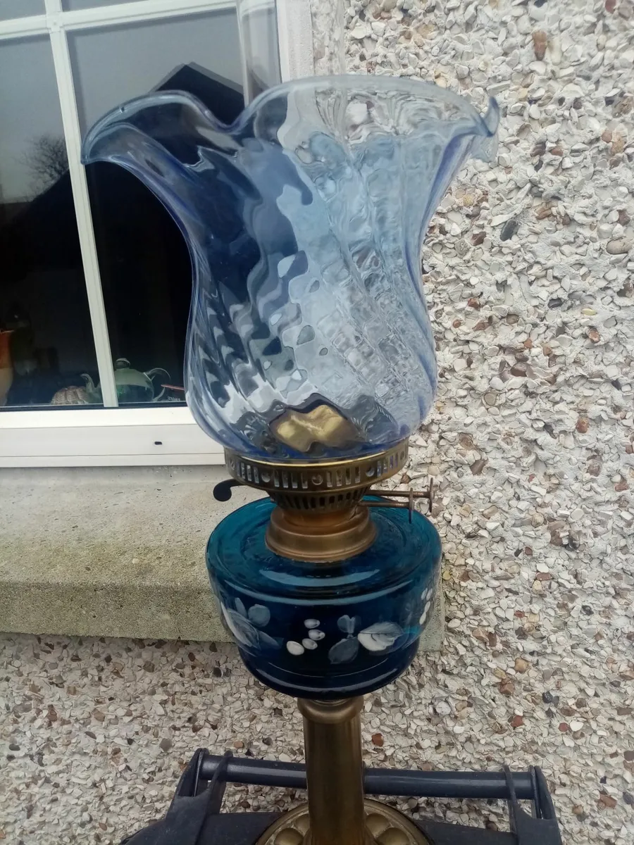 Vintage Oil Lamp - Image 3