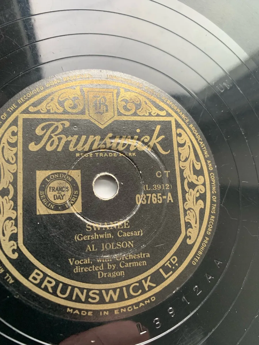 Old Gramophone Records - Image 2