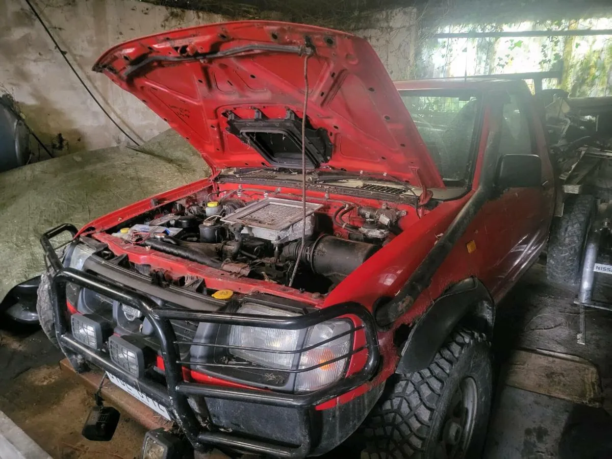 Nissan frontera - Image 1