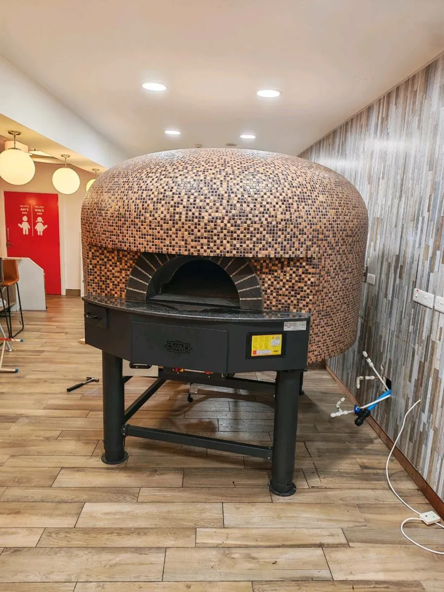 Pizza oven - Image 1
