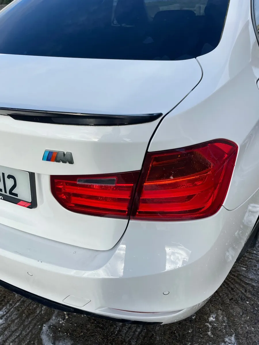 BMW 3-Series 2012 - Image 2