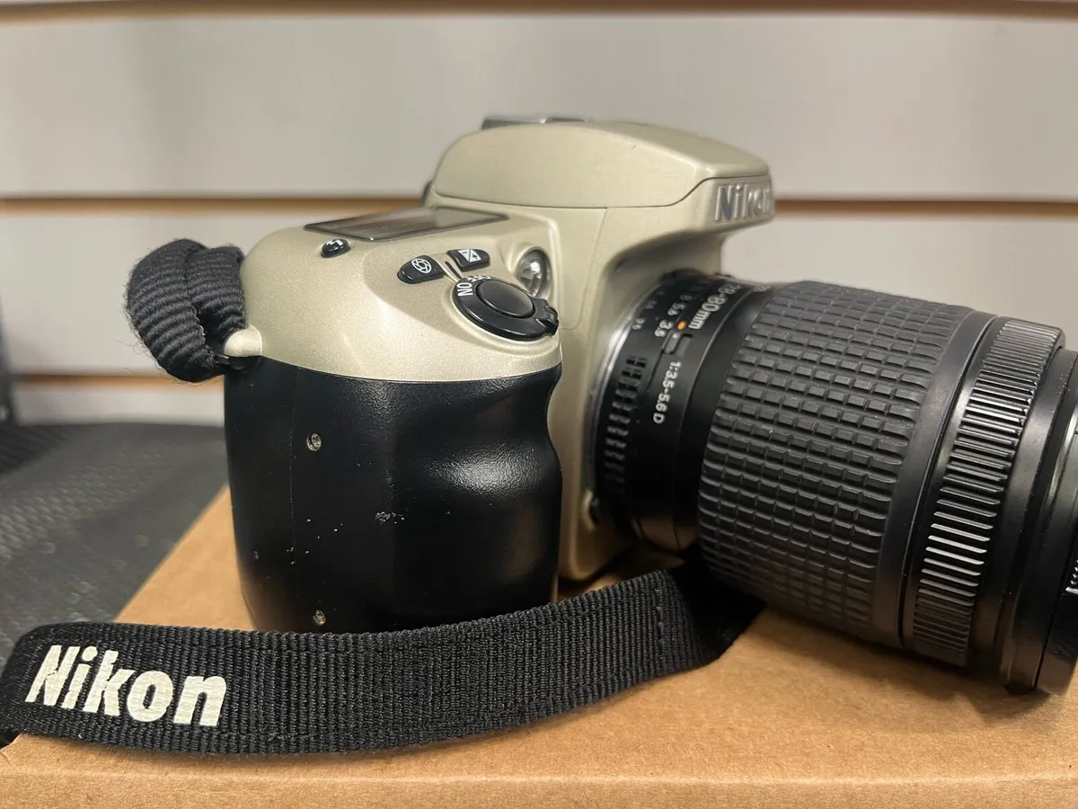 Nikon F60 Film Camera - Image 2
