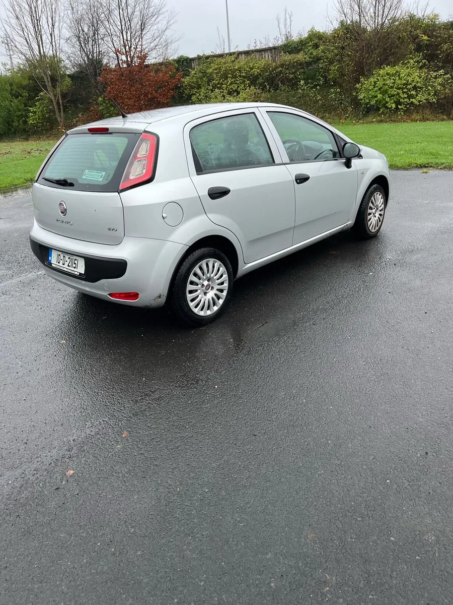 Fiat Punto  1.2 Petrol 2010 - Image 1