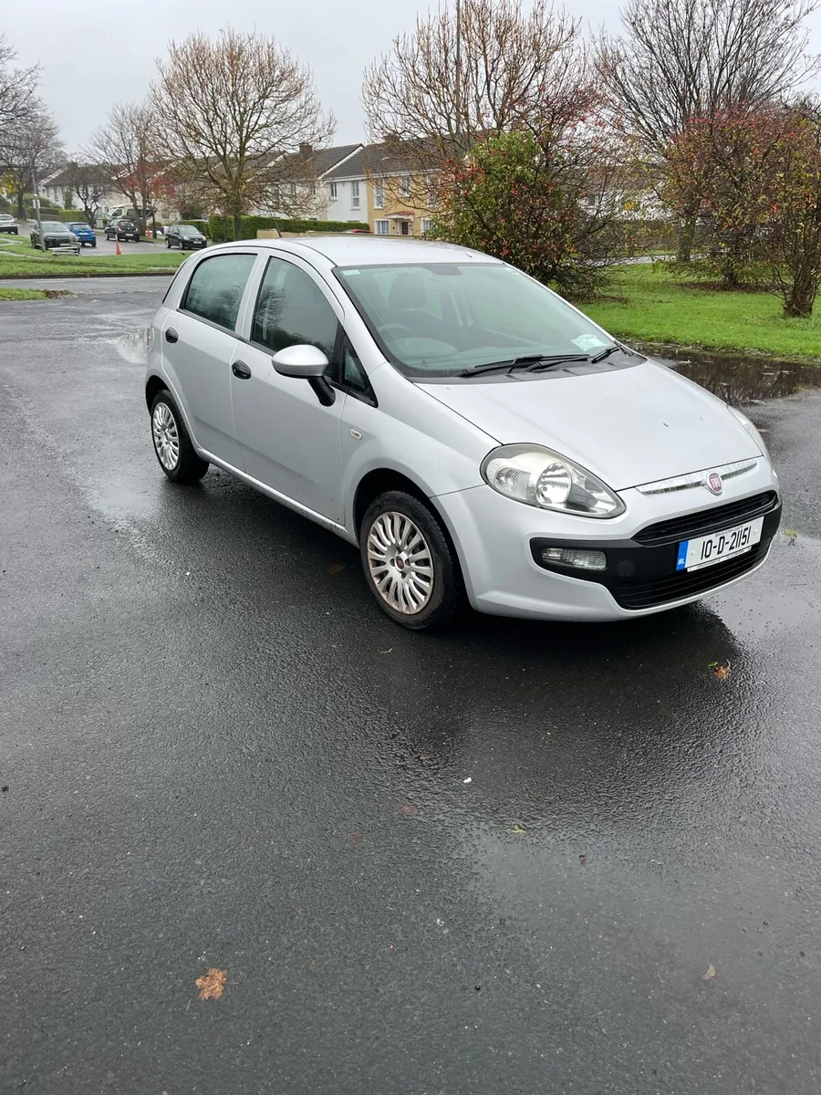 Fiat Punto  1.2 Petrol 2010 - Image 3
