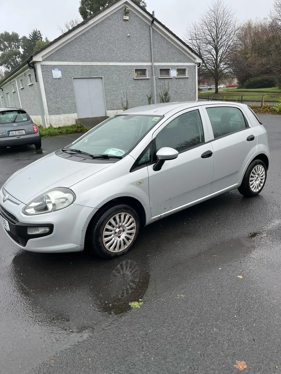 Fiat Punto  1.2 Petrol 2010 - Image 4
