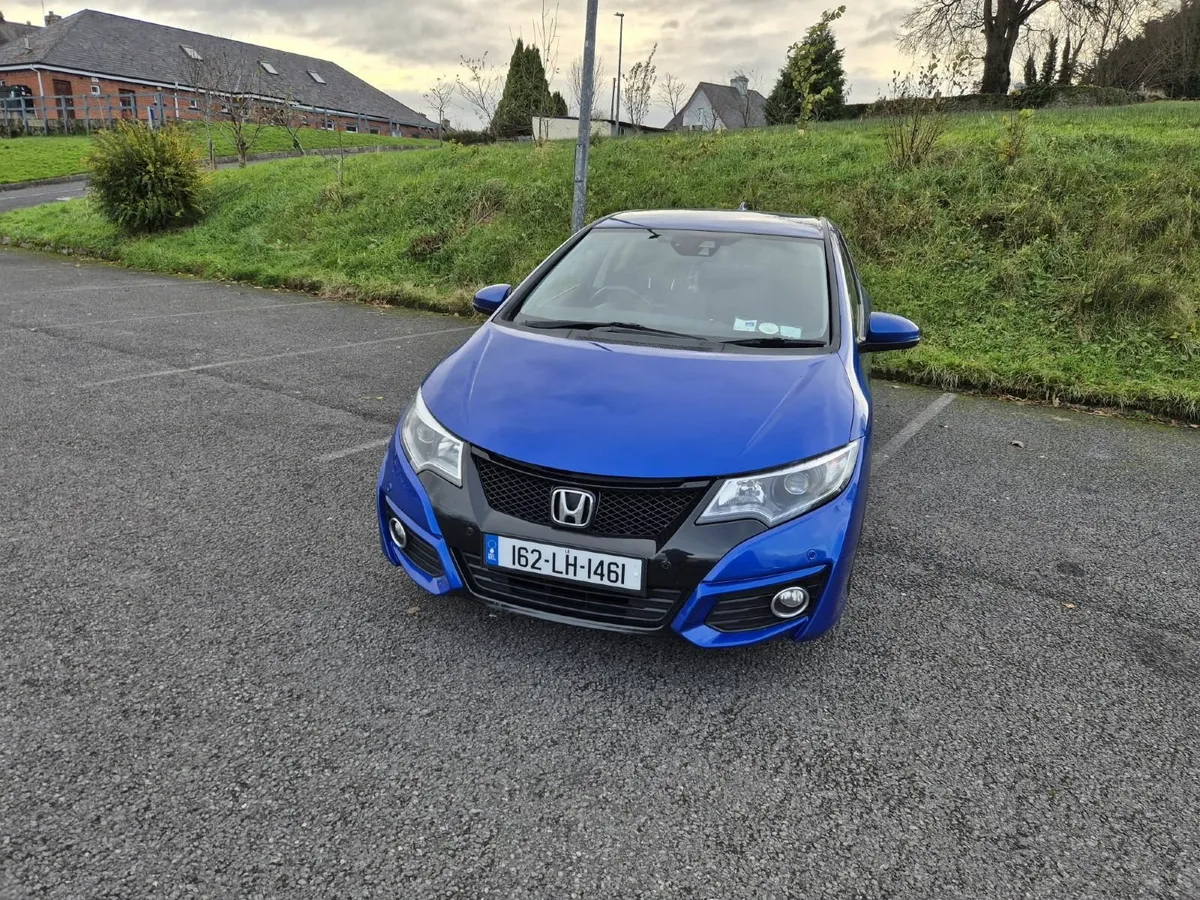 Honda Civic 2016 - Image 2