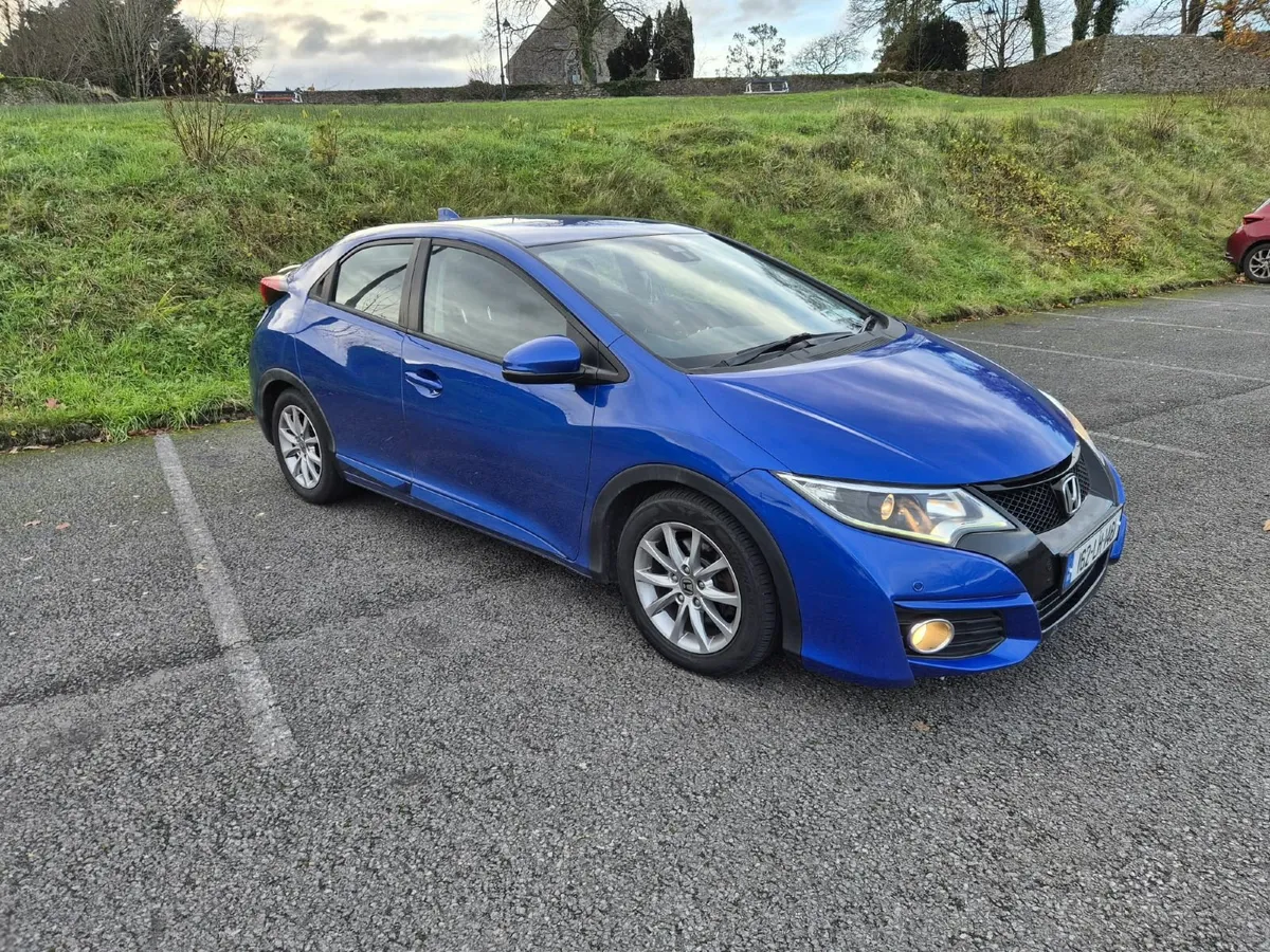 Honda Civic 2016 - Image 1