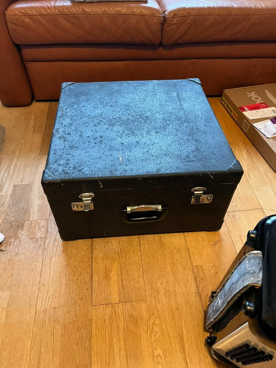 Piano Accordian - Image 1