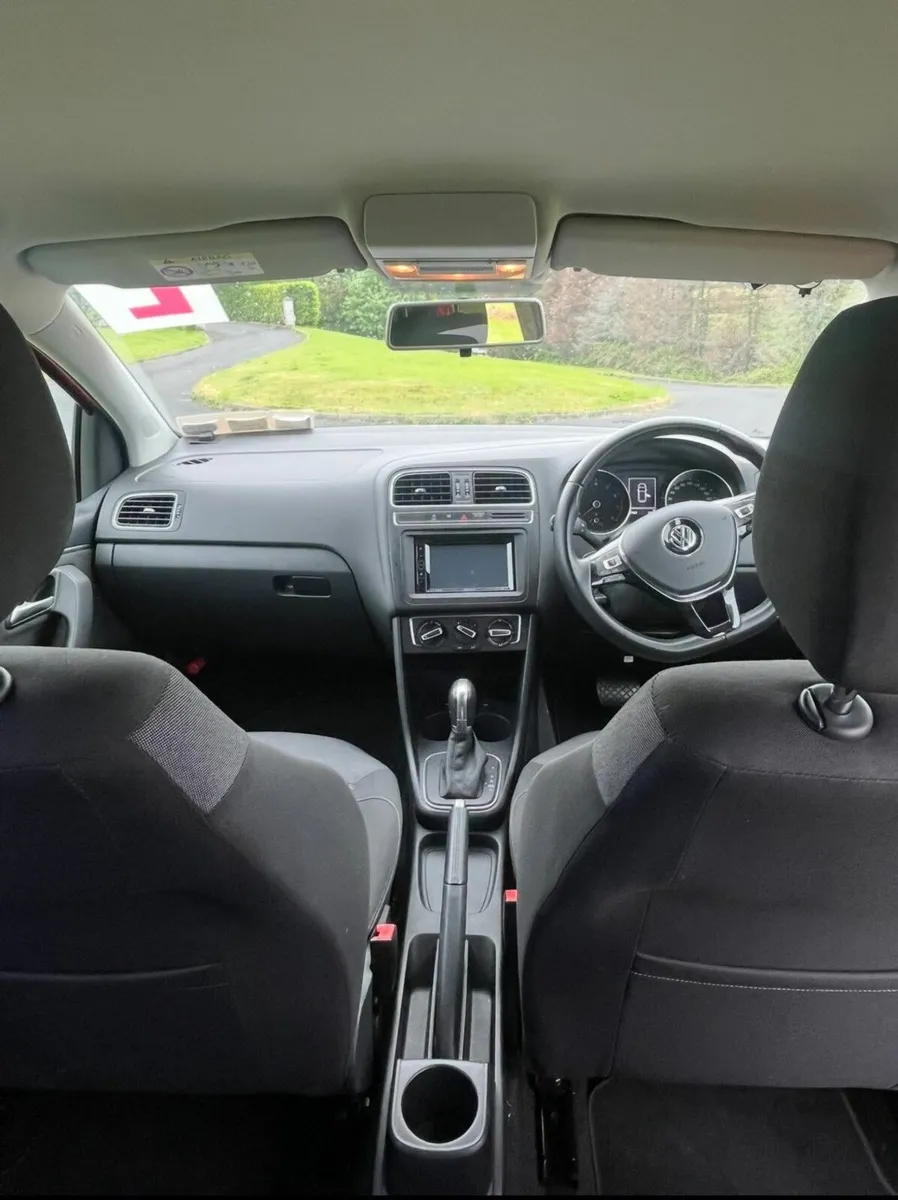Volkswagen Polo 2015 - Image 4