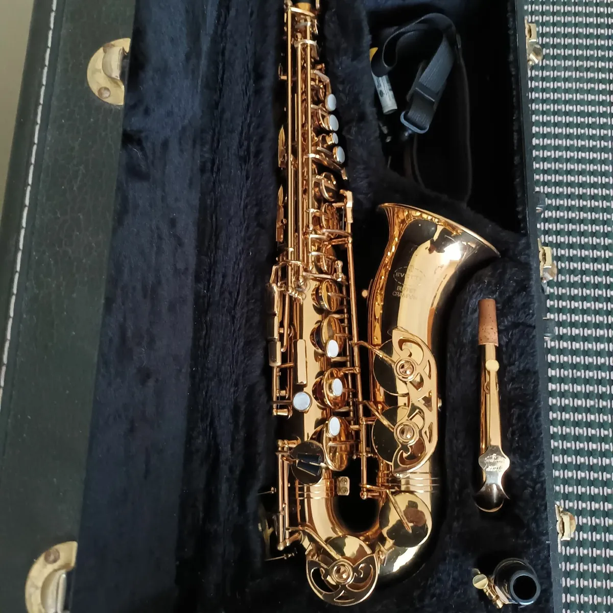 Alto saxophone - Image 1