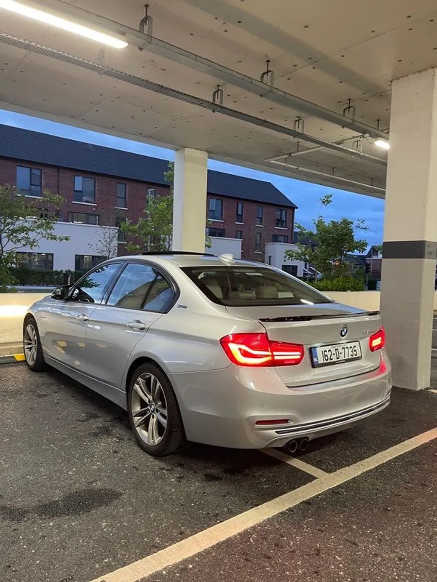 2016 BMW 330e Sport - Image 4