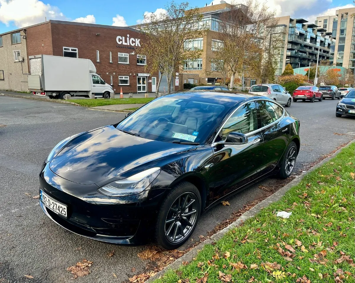 Tesla Model 3 2019 - Image 1