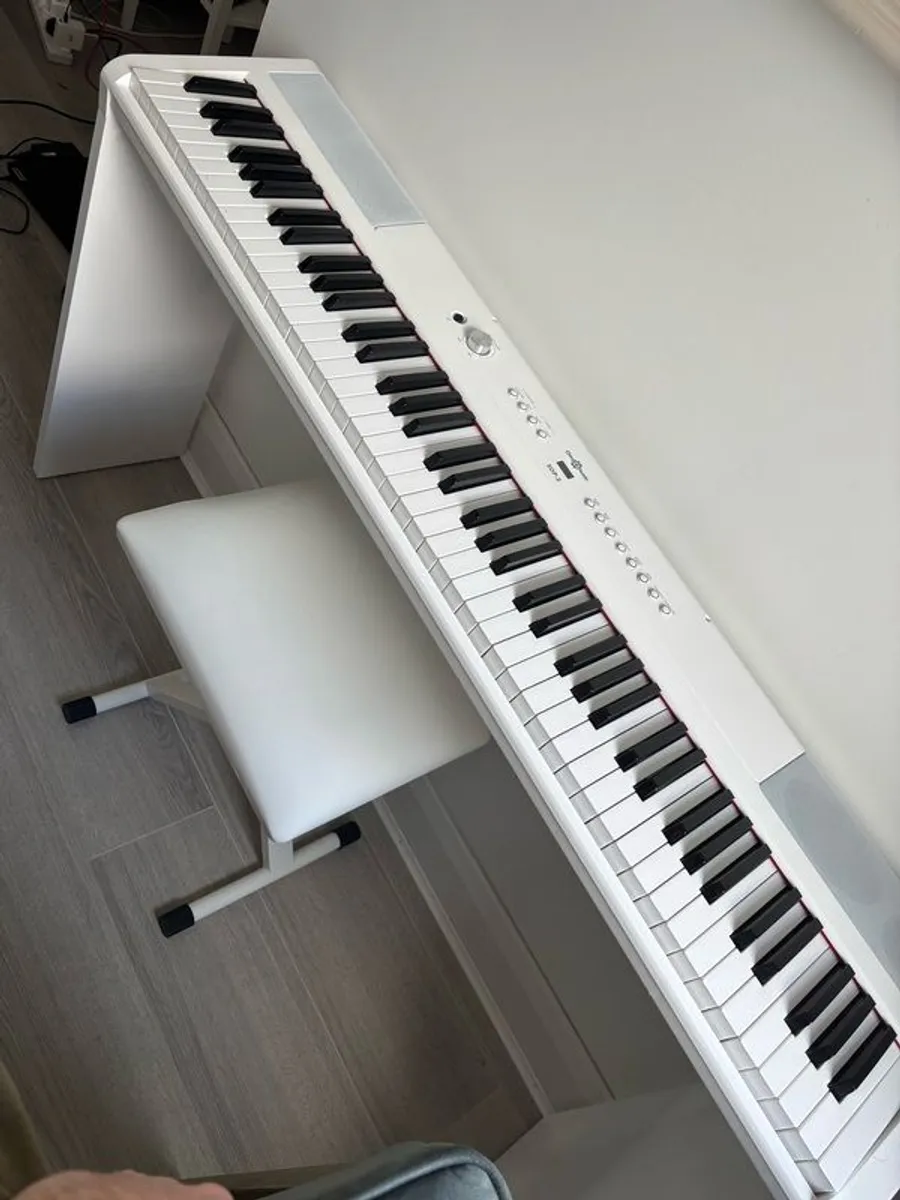 Piano - Image 2