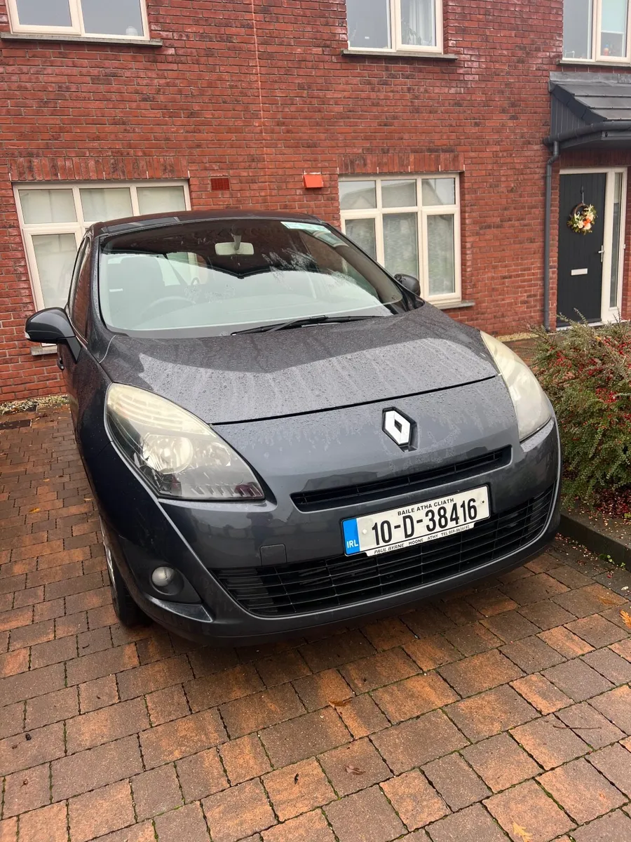 Renault Grand Scenic 2010 - Image 1