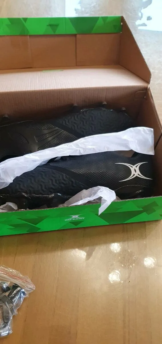 New Adult Gilbert Rugby Boots Size 12 - Image 3