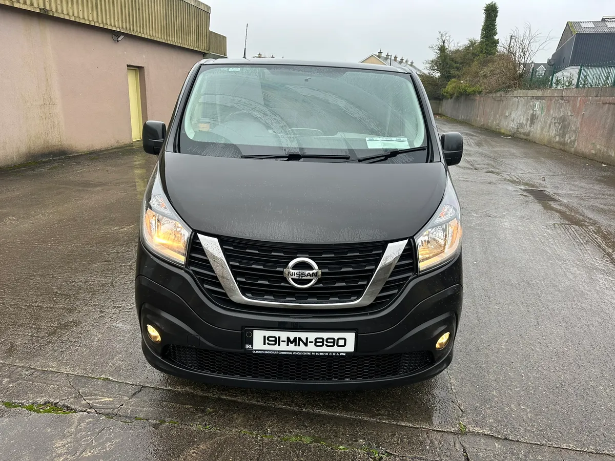 19 Nissan NV300 DOE 6/26 - Image 2
