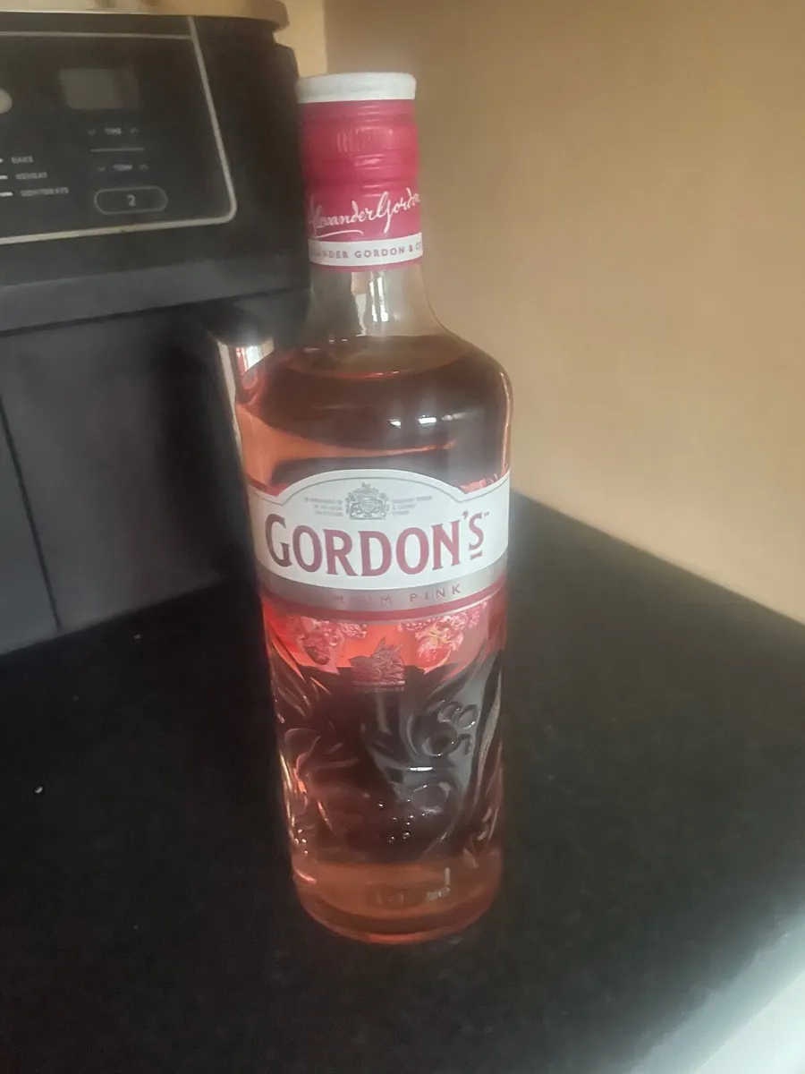 Gordon’s Pink Gin 70cl/4 bottles - Image 1