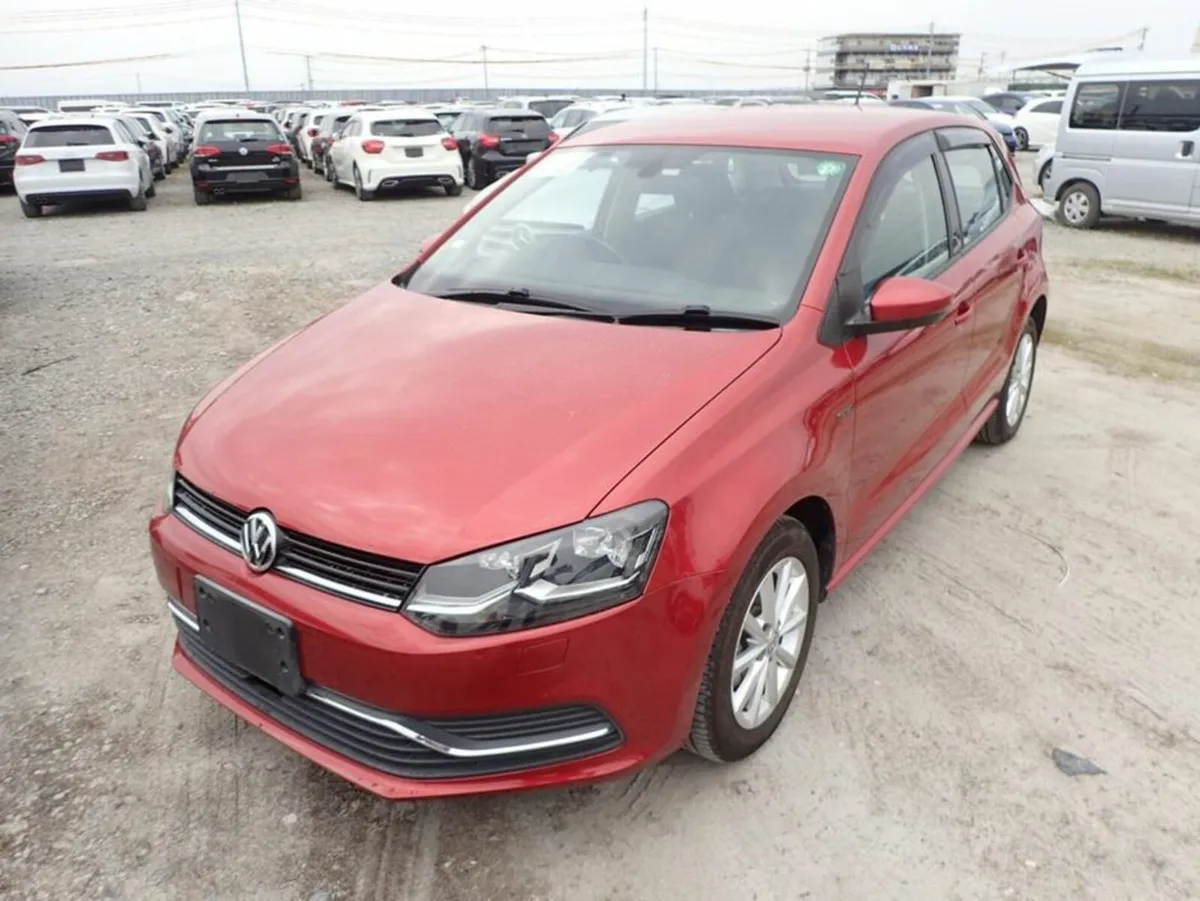 Volkswagen Polo Lounge - Image 1