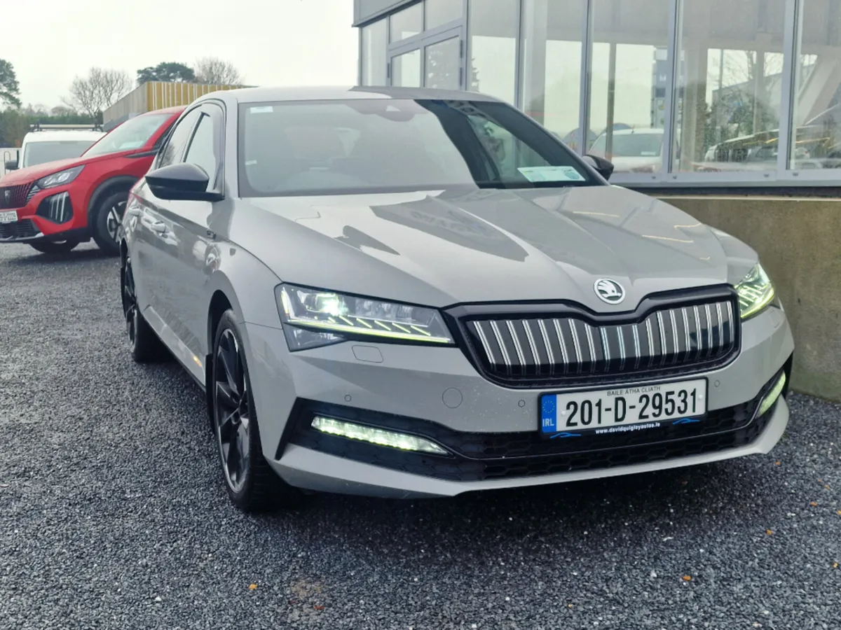 Skoda Superb 1.4 Sportline Plus IV Phev 218BHP - Image 2