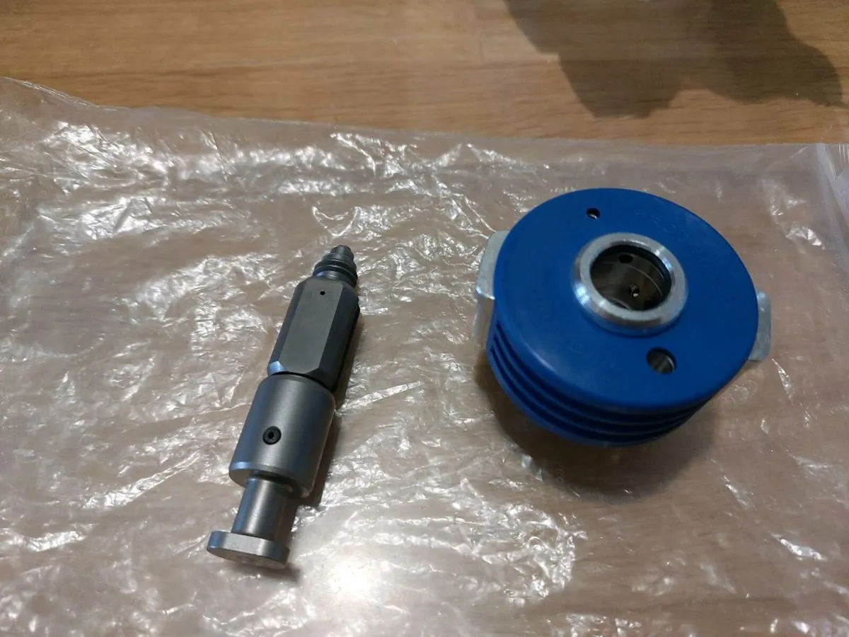 GRACO spray foam parts - Image 1