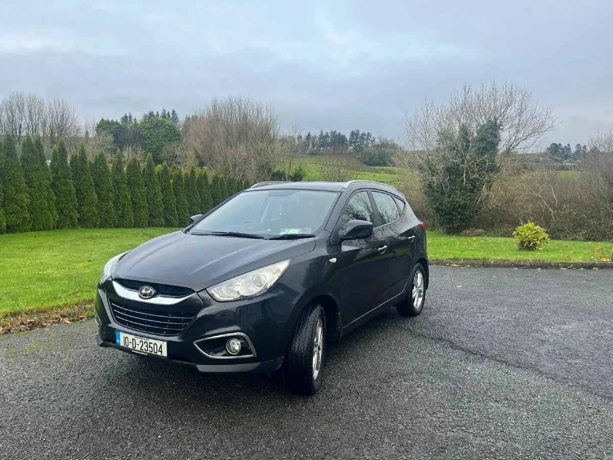 Hyundai   ix35  2.0L  Diesel (with Hitch) - Image 1