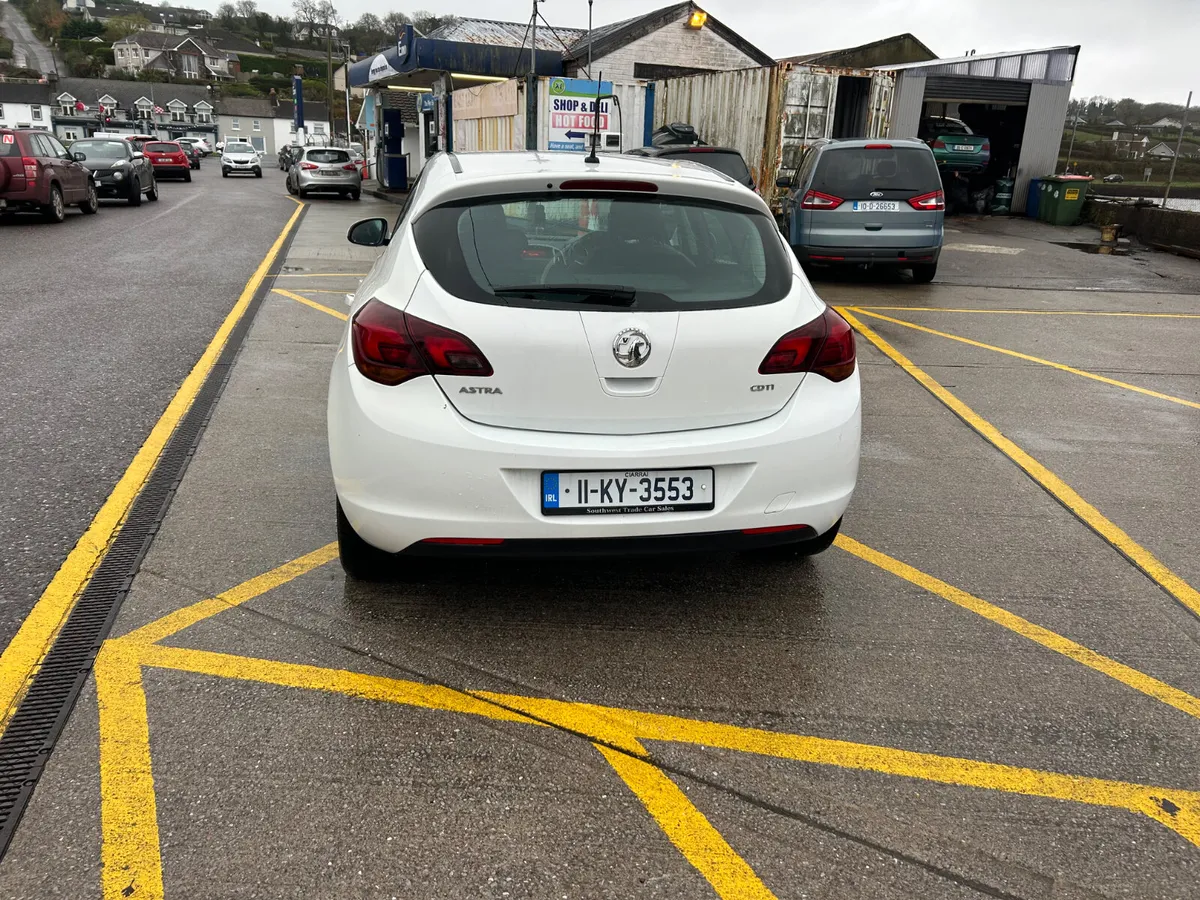 Astra 1.7 dSL,SE Hi Spec, Low Tax 2011 - Image 4