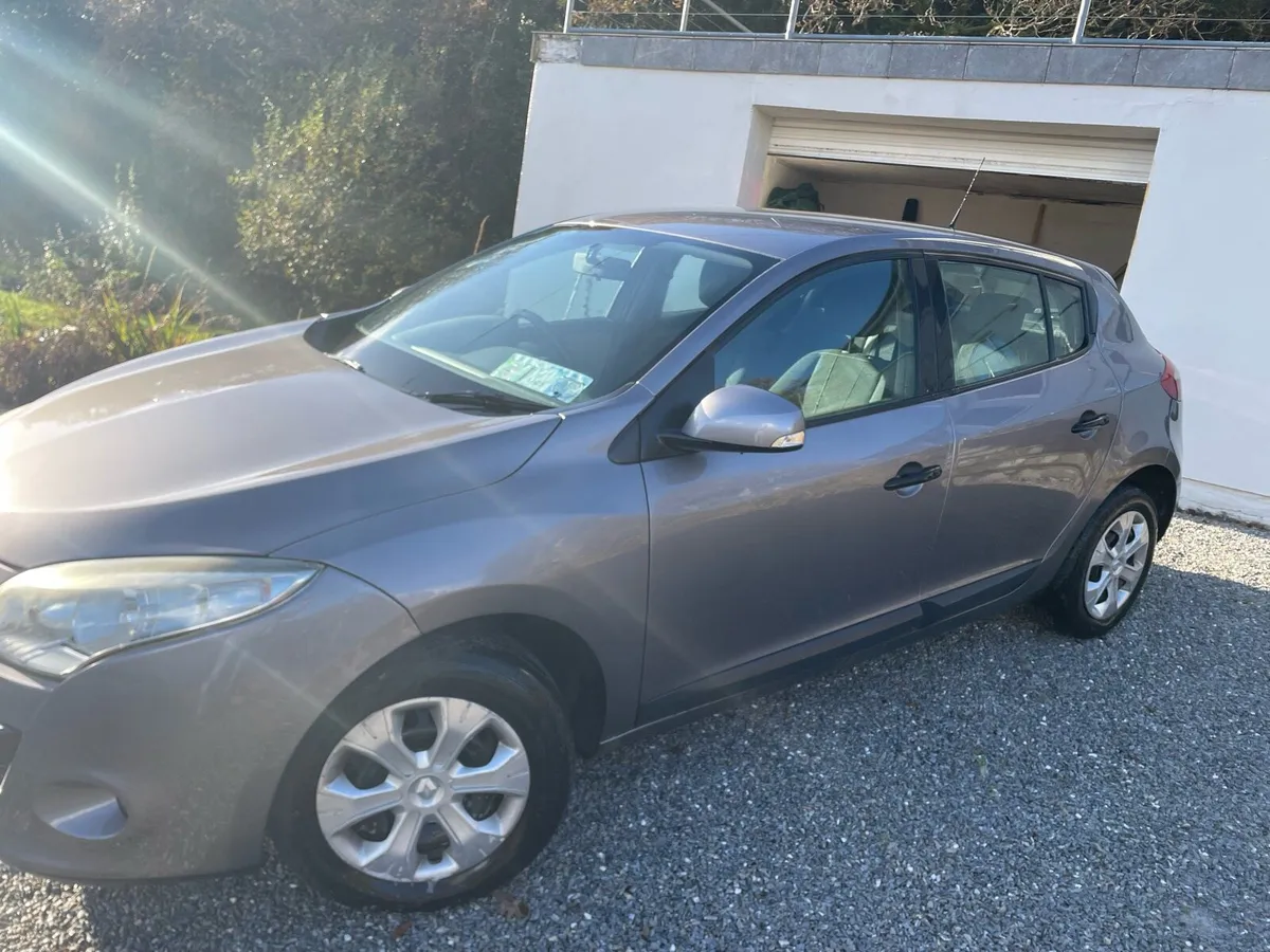Renault Megan - Image 4