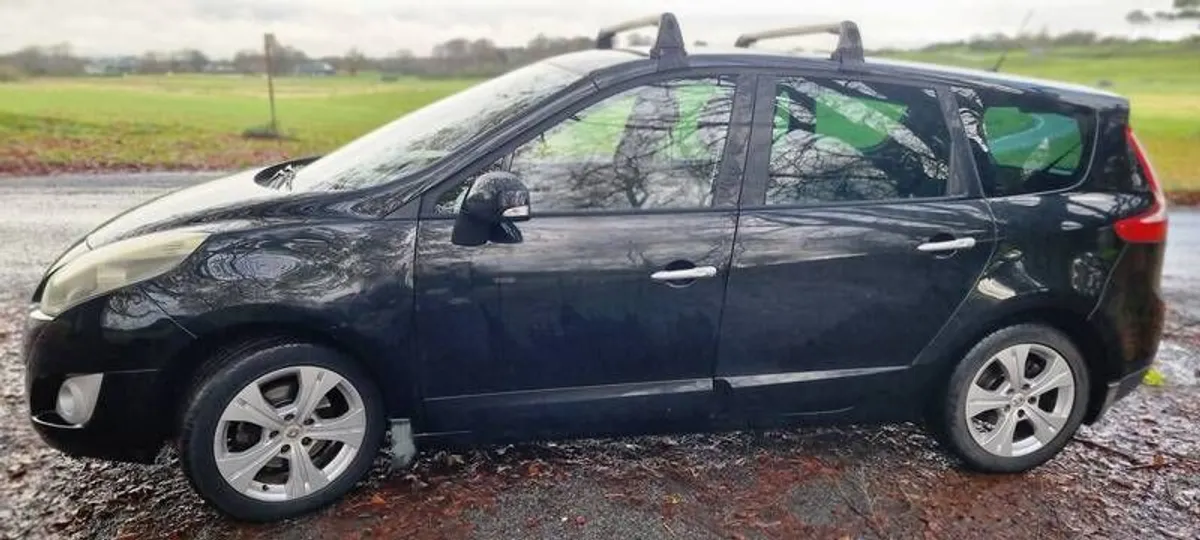 2011 Renault Grand Scenic - Image 3