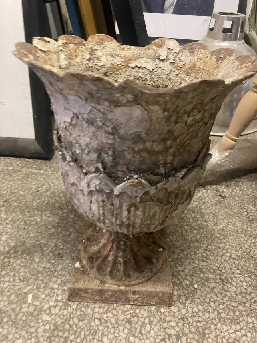 Antique Garden Urn - Cast Iron. - Image 2