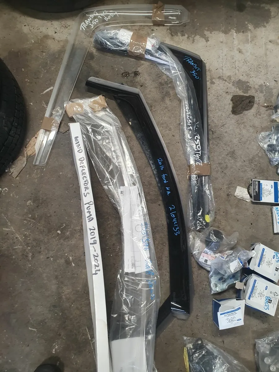 Ford wind deflectors - Image 1