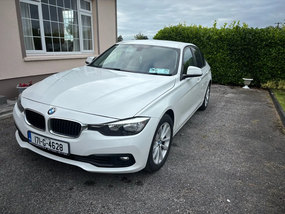 BMW 3-Series 2017 - Image 2