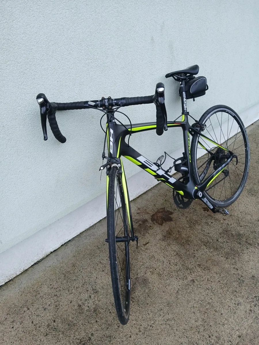 BH Quartz Carbon fiber Road Bike - Image 2