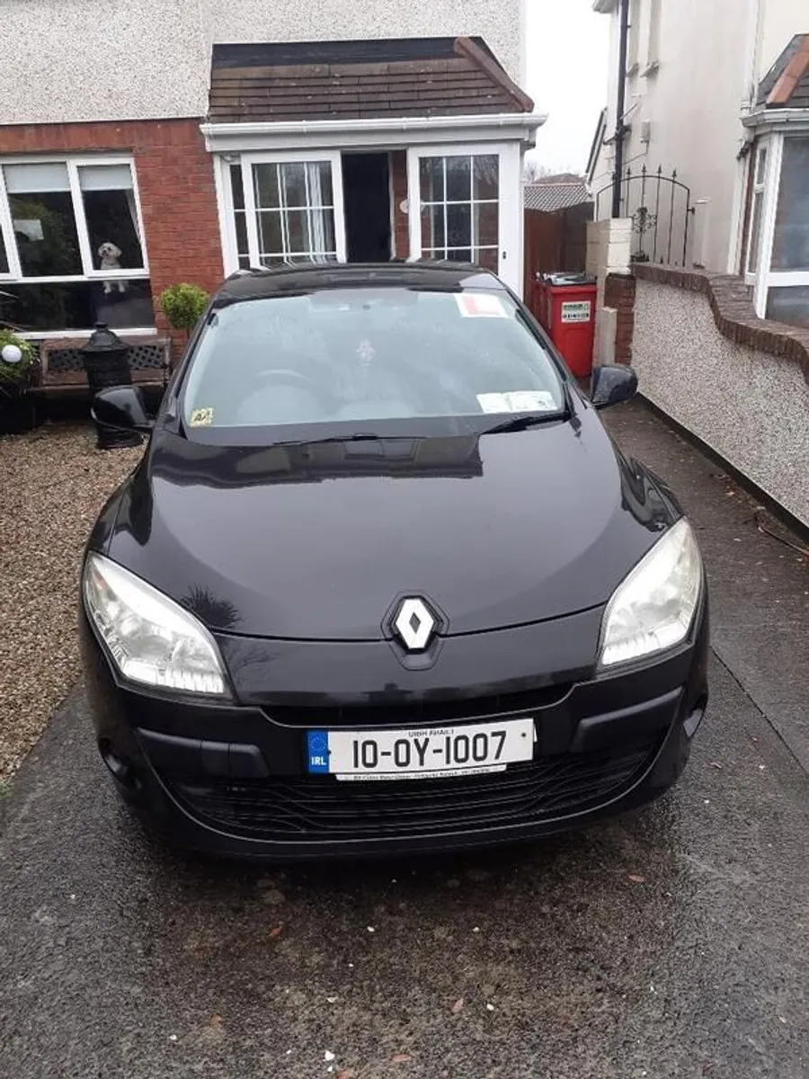 2010 Renault Megane - Image 1