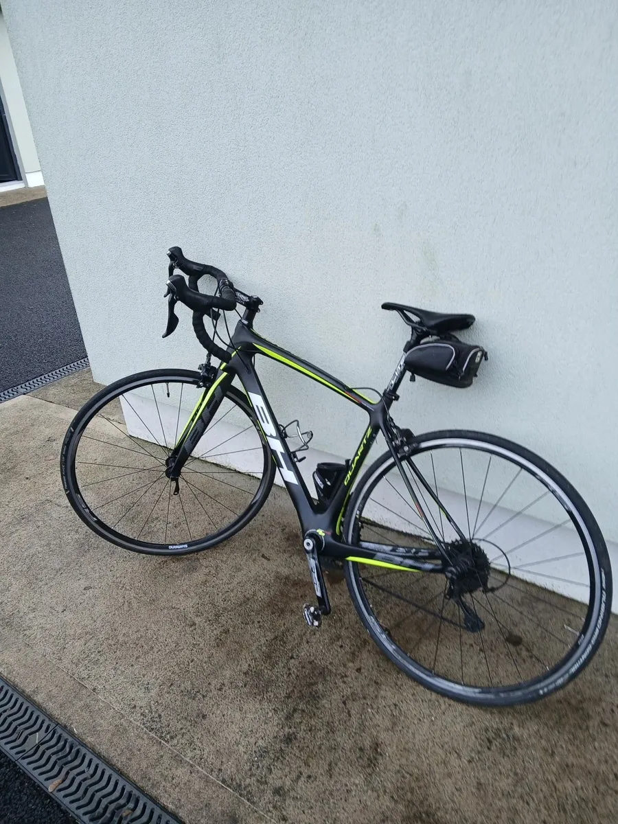 BH Quartz Carbon fiber Road Bike - Image 4